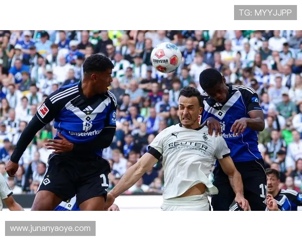 沈阳球迷偶遇国安后卫拉莫斯就医